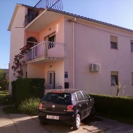 Apartmani Ledenko Kaštela Eksteriør billede