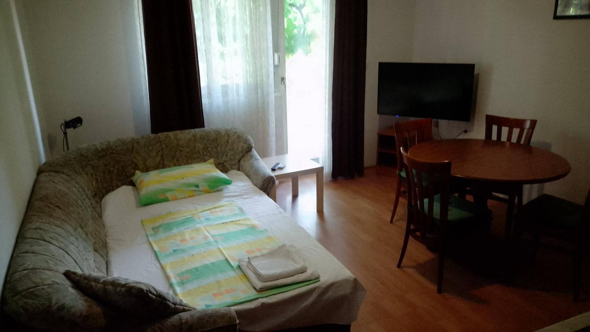 Apartmani Ledenko Kaštela Eksteriør billede
